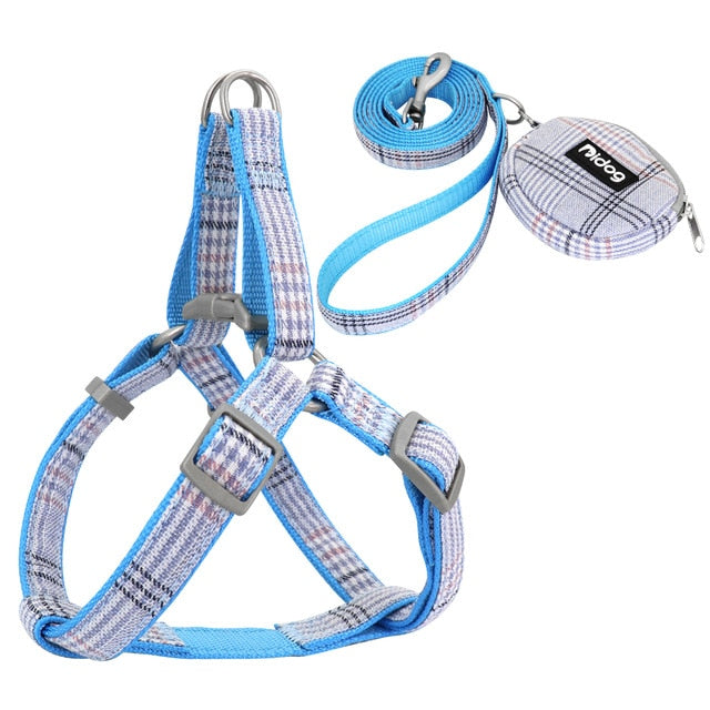 Checkered Adjustable Harness.